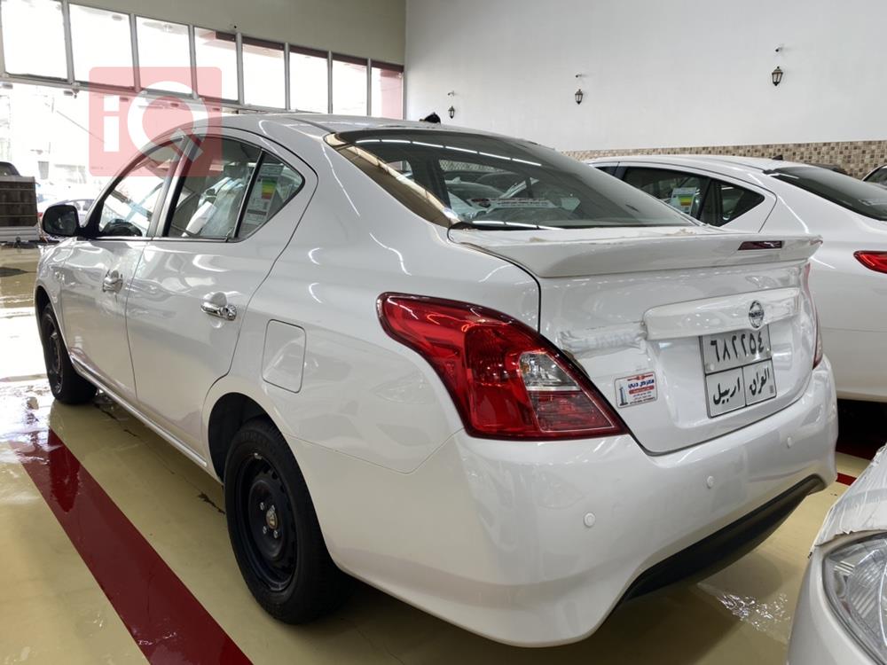 Nissan Sunny